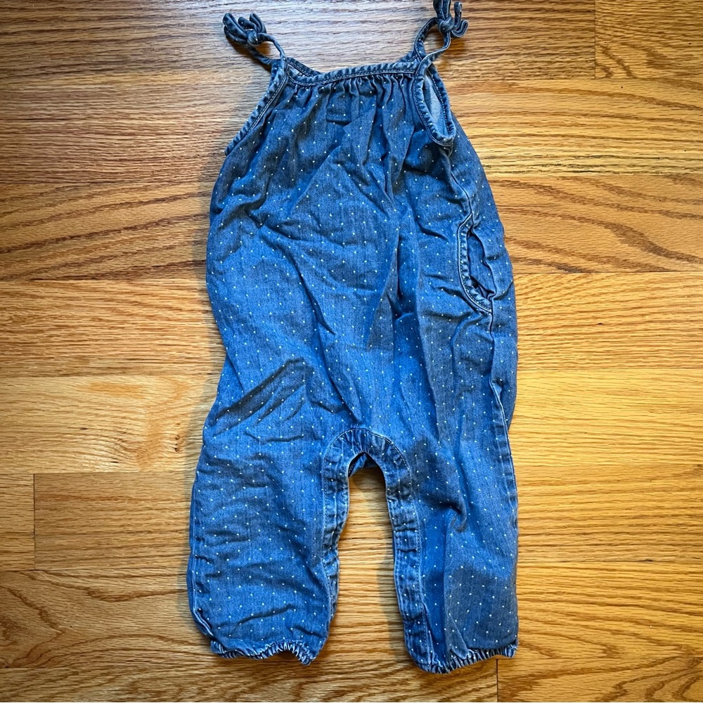 Baby gap chambray polka dot romper size 6-12 months